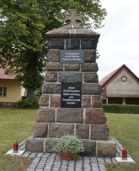 Kriegerdenkmal Golzow - Ortsteil Pernitz